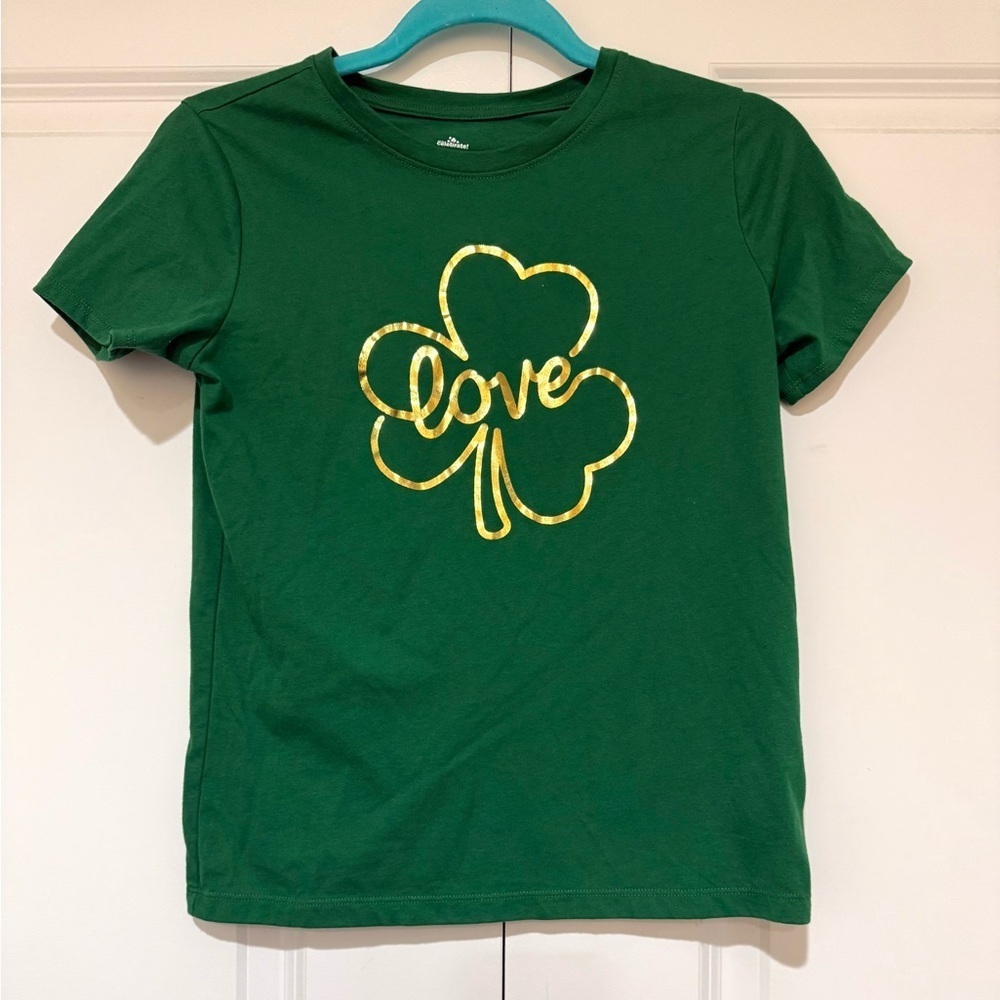 Green Kids St Patrick’s Day Shirt with Gold Shamrock Design